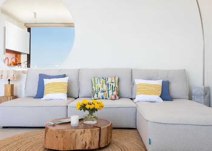 Higueron Rental Beach Club Suites - Managed By Higueron Resort Benalmadena, Spain