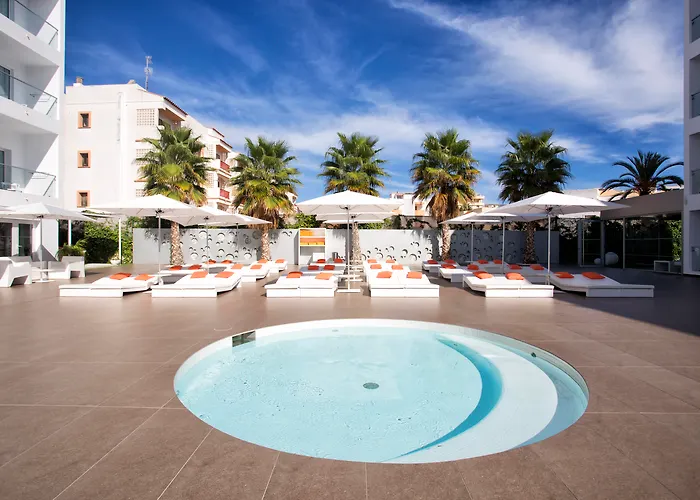 Ibiza Sun Apartments Playa d'en Bossa, Spain