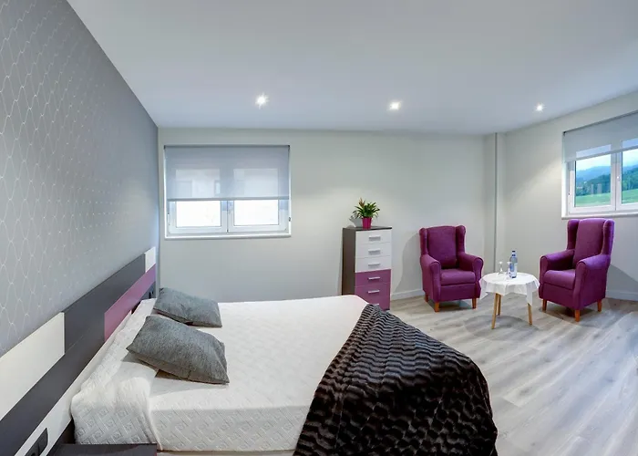 Apartamentos La Albarca Hoznayo, Spain