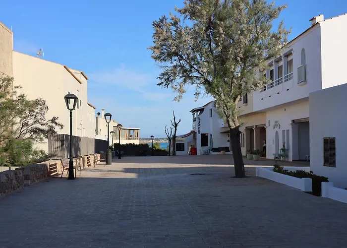 Apartamentos Es Calo, Spain