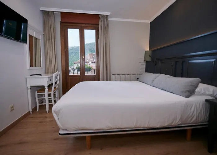 Hostal Lola Isaba, Spain
