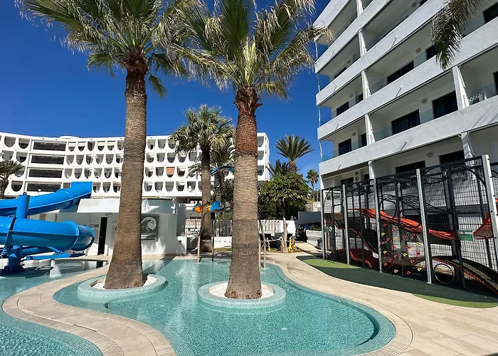 Ona Pearly Grey Apartment Callao Salvaje, Spain