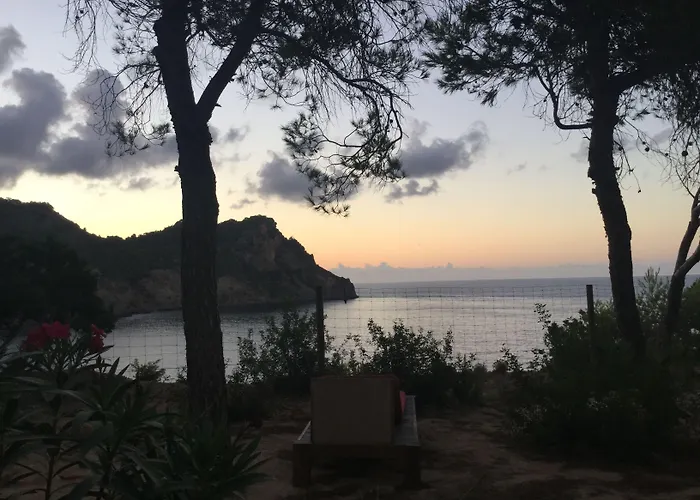 Hostal Cala Boix Es Canar , Spain