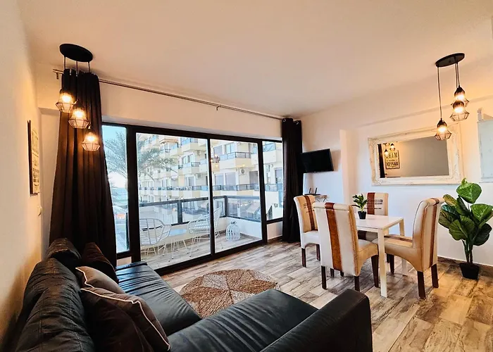 Alquilaeasy Aloha Playa Apartment Benalmadena, Spain