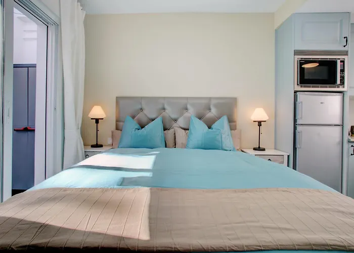 Malaga Lodge Studio, Spain